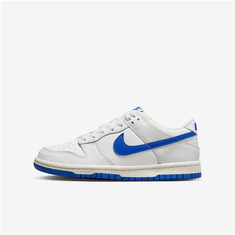 nike dunk low summit white